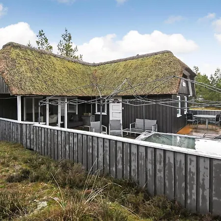 3 Bedroom Cozy In Norre Nebel