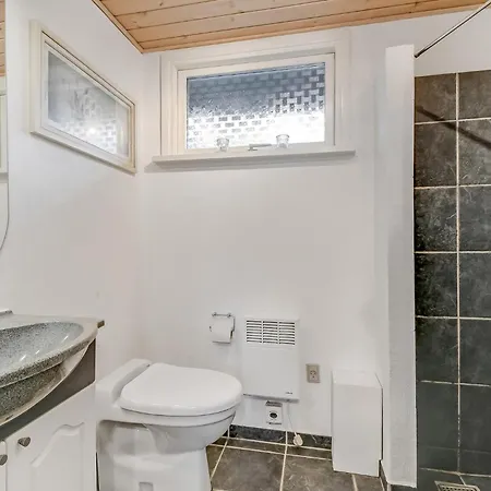 Prázdninový dům 3 Bedroom Cozy In