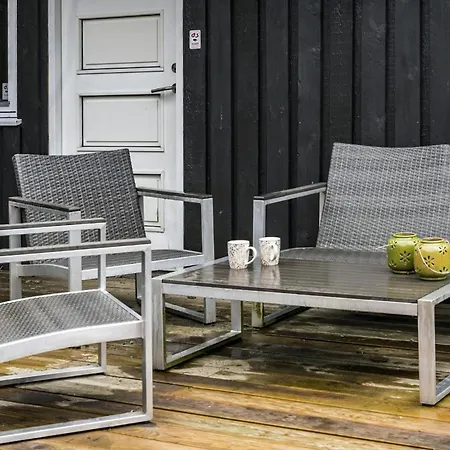 Prázdninový dům 3 Bedroom Cozy In *