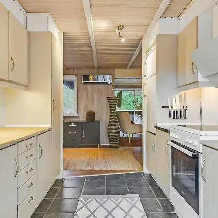 3 Bedroom Cozy In Дом отдыха